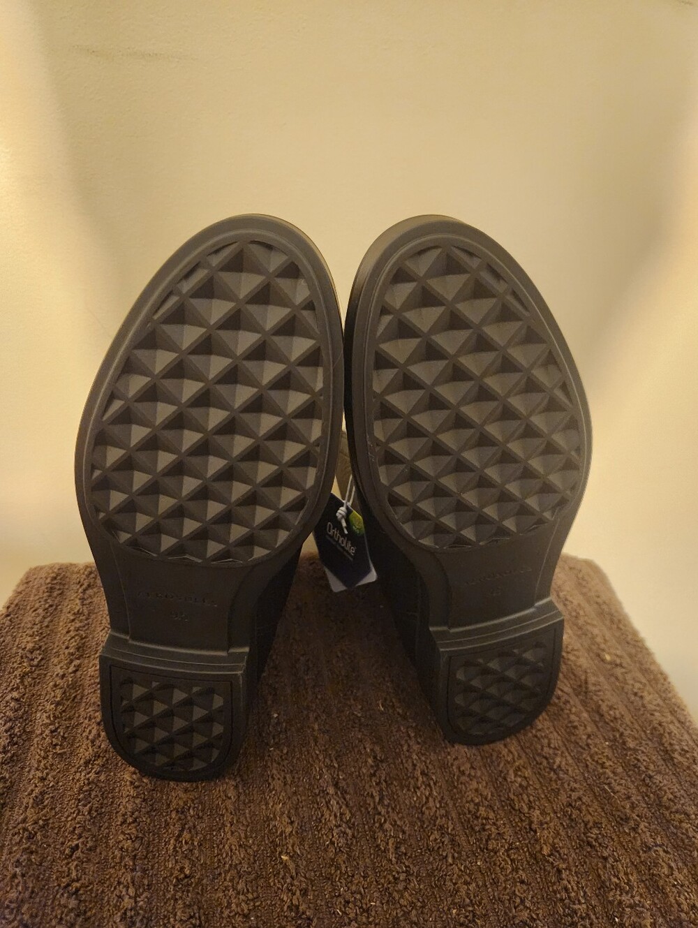 Aerosoles Poshia Black Front-Zip Women 9.5W Leather-Look Ankle Booties - Picture 4 of 8
